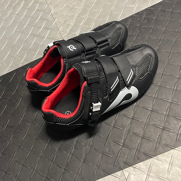 Lightly used Peloton clip in shoes. - Picture 2 of 6